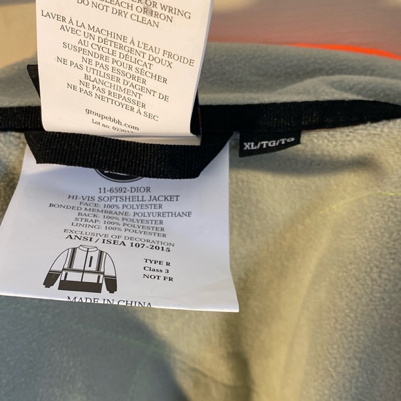 Dickies high visibility, softshell safety cross back jacket, men’s size XL - Picture 13 of 17